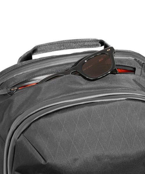 Aer(エアー)の「Aer(エアー)City Pack Pro2 20L X-Pac AER-29063(バックパック/リュック・メンズ・ブラック・F)」の10枚目の写真