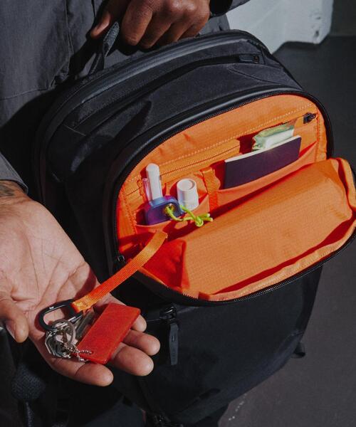 Aer(エアー)の「Aer(エアー)City Pack Pro2 20L X-Pac AER-29063(バックパック/リュック・メンズ・ブラック・F)」の13枚目の写真