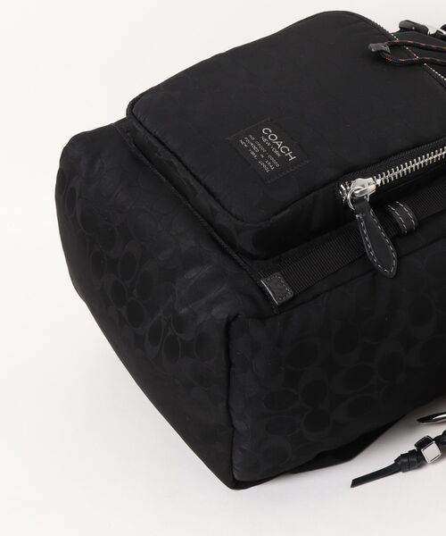 COACH（コーチ）の「ローガン バックパック・シグネチャー ナイロン・チャーム（バックパック/リュック・メンズ・ブラック系その他・ONE）」の9枚目の写真