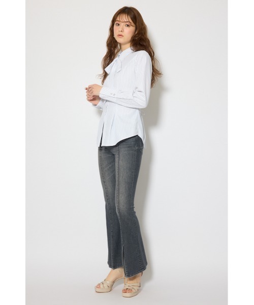 rienda(リエンダ)の「ウエストシェイプボウタイシャツ 春服 夏服(シャツ/ブラウス・レディース・ライトブルー/ブラック系その他/ホワイト系その他・FREE)」の6枚目の写真