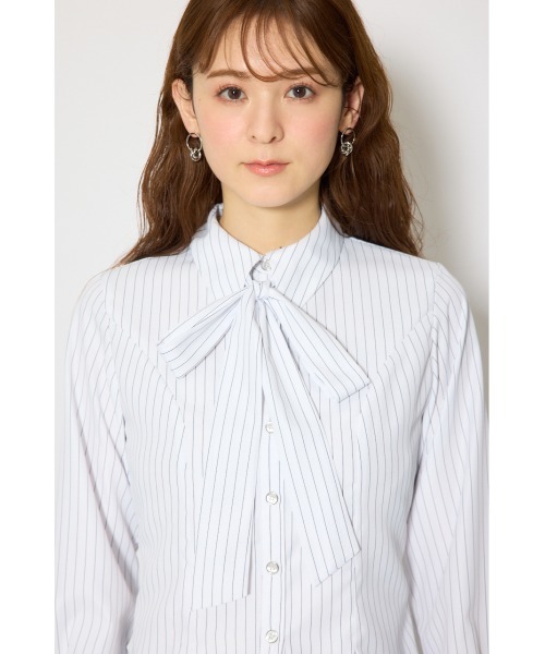 rienda(リエンダ)の「ウエストシェイプボウタイシャツ 春服 夏服(シャツ/ブラウス・レディース・ライトブルー/ブラック系その他/ホワイト系その他・FREE)」の13枚目の写真