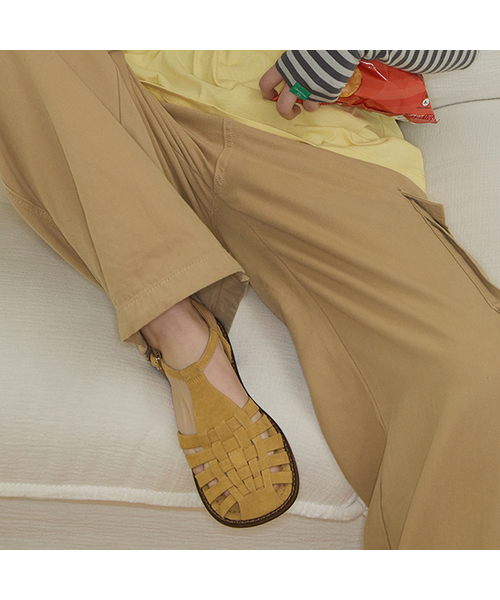 BYOTHERS(バイオザーズ)の「Avenue Mesh Sandal(サンダル・レディース・ピンク系その他/ブラック/マスタード・23.5cm/24.5cm/24cm/25cm/23cm)」の2枚目の写真
