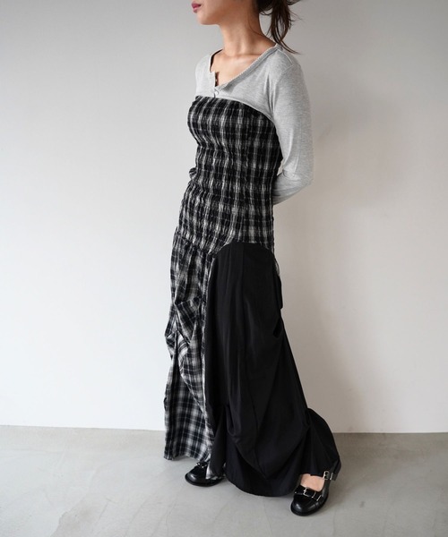 SANSeLF（サンセルフ）の「【SANSeLF】2WAYシャーリングチェックワンピース saw26s047（ワンピース・レディース・ブラック・FREE）」の4枚目の写真