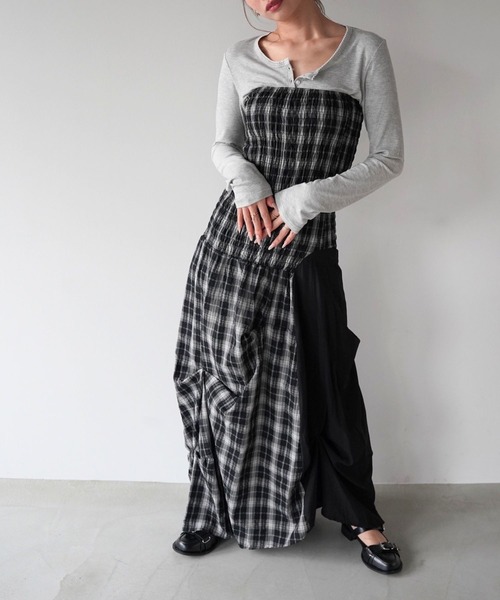 SANSeLF（サンセルフ）の「【SANSeLF】2WAYシャーリングチェックワンピース saw26s047（ワンピース・レディース・ブラック・FREE）」の7枚目の写真