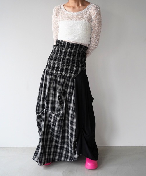SANSeLF（サンセルフ）の「【SANSeLF】2WAYシャーリングチェックワンピース saw26s047（ワンピース・レディース・ブラック・FREE）」の14枚目の写真