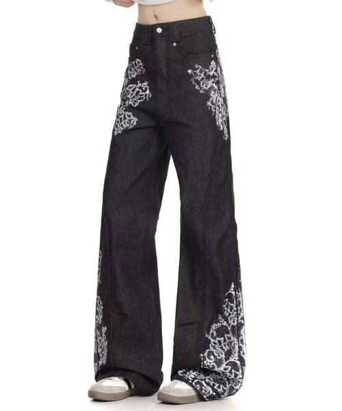 LAC-VERT(ラック・ヴェール)の「レースプリントワイドデニムパンツ(デニムパンツ・レディース・ブラック・LARGE/MEDIUM)」の10枚目の写真