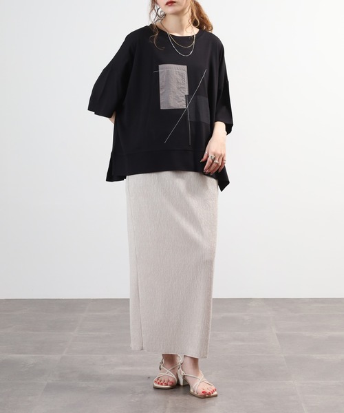 BRODIAEA(ブローディア)の「BRODIAEA スクエアデザインオーバーサイズ半袖カットソー(Tシャツ/カットソー・レディース・オフホワイト/ブラック・40)」の10枚目の写真