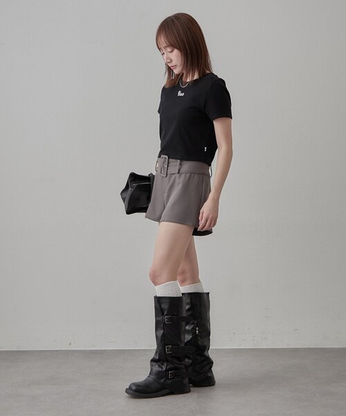 mline（エムライン）の「[mline]ローライズ ベルトショートパンツ（その他パンツ・レディース・チャコールグレー/ブラウン・2/1）」の18枚目の写真