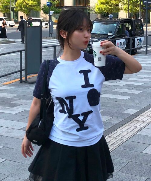 ROGIN N ROSIE(ロギンエンロージー)の「NY Flower Point Ragian T-Shirt Navy(Tシャツ/カットソー・レディース・その他・SMALL/MEDIUM)」の10枚目の写真