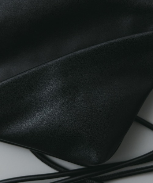 アジャスタブルミニレザーバッグ / Adjustable Mini Leather Bag