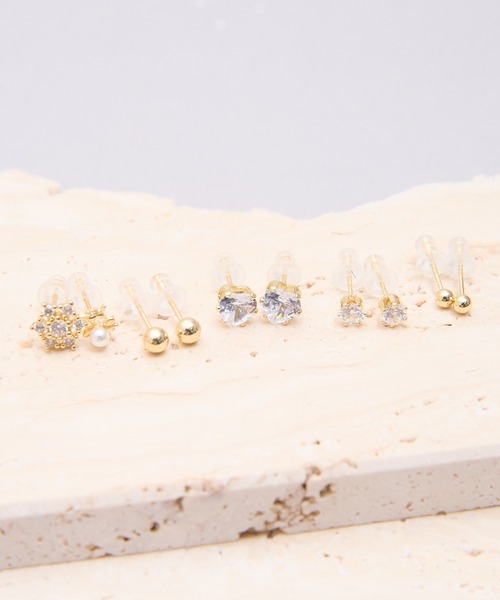 SHIZUTA(シズタ)の「SZT:5daysピアス Monday to Friday 5個セットピアス BOX付(ピアス(両耳用)・レディース・ゴールド・FREE)」の9枚目の写真