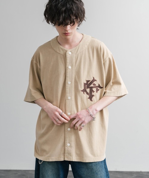 KRIFF MAYER(クリフメイヤー)の「KRIFF MAYER クリフメイヤー ピグメント加工オーバーサイズベースボールシャツ 2547200(シャツ/ブラウス・メンズ・チャコール/オリーブ/ベージュ/パープル・XL/L/M)」の1枚目の写真