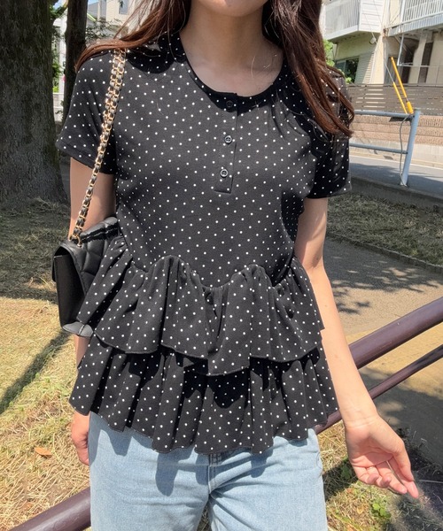junoah（ジュノア）の「ドットヘンリーネックペプラムトップス（Tシャツ/カットソー・レディース・グレー/ホワイト/ブラック・SMALL/MEDIUM/LARGE）」の10枚目の写真