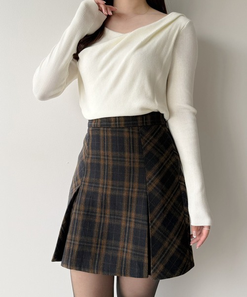 mipiarl(ミピアール)の「チェックミニプリーツスカート(スカート・レディース・ブラウン/ネイビー/チャコール・SMALL/MEDIUM/LARGE)」の4枚目の写真