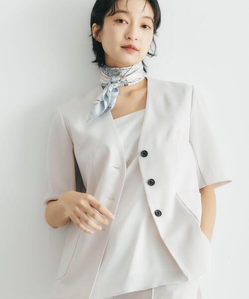 URBAN RESEARCH ROSSO WOMEN（アーバンリサーチ　ロッソ）の「クールタッチ 防シワ ハーフスリーブジャケット（ノーカラージャケット・レディース・ブルー系その他/ベージュ系その他・FREE）」の8枚目の写真