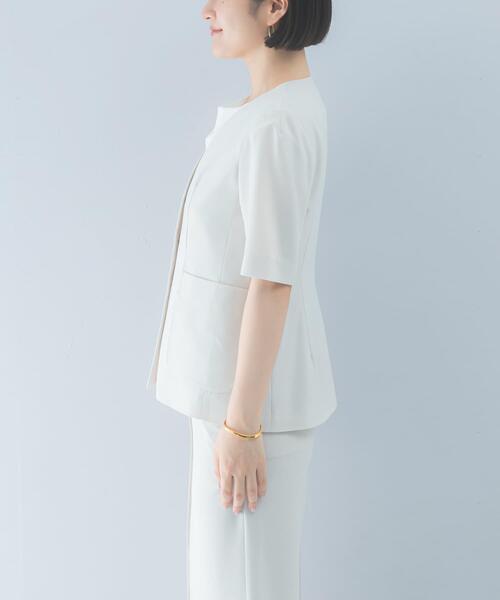 URBAN RESEARCH ROSSO WOMEN（アーバンリサーチ　ロッソ）の「クールタッチ 防シワ ハーフスリーブジャケット（ノーカラージャケット・レディース・ブルー系その他/ベージュ系その他・FREE）」の11枚目の写真