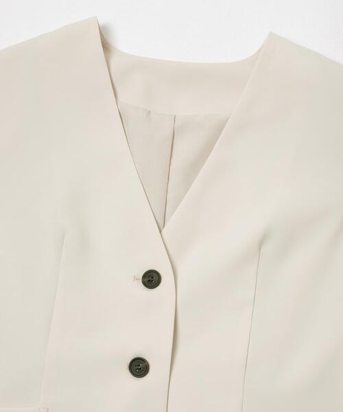 URBAN RESEARCH ROSSO WOMEN（アーバンリサーチ　ロッソ）の「クールタッチ 防シワ ハーフスリーブジャケット（ノーカラージャケット・レディース・ブルー系その他/ベージュ系その他・FREE）」の16枚目の写真