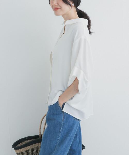 URBAN RESEARCH DOORS（アーバンリサーチドアーズ）の「タックスリーブシャツ（シャツ/ブラウス・レディース・ライトブルー/ネイビー/オフホワイト・FREE）」の10枚目の写真