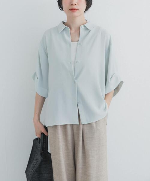 URBAN RESEARCH DOORS（アーバンリサーチドアーズ）の「タックスリーブシャツ（シャツ/ブラウス・レディース・ライトブルー/ネイビー/オフホワイト・FREE）」の17枚目の写真