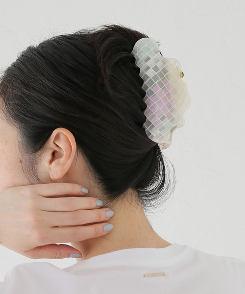 La TOTALITE(ラトータリテ)の「TRESSE/トレス neige big clip(その他小物・レディース・ホワイト/ブラウン・FREE)」の13枚目の写真