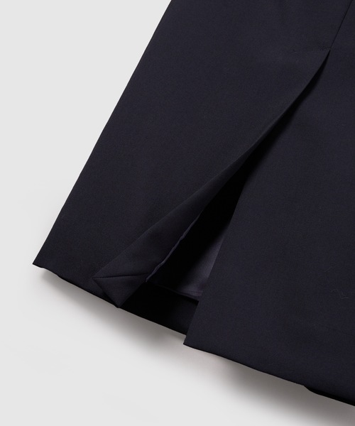 HOLIDAY（ホリデイ）の「WOOL DRAWSTRINGS 2TUCK SKIRT ウールドローストリングスツータックスカート（スカート・レディース・ダークネイビー・ONE SIZE）」の8枚目の写真