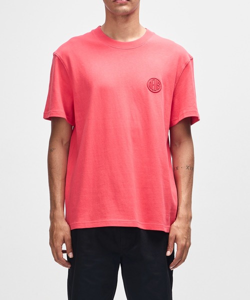 DEUS EX MACHINA(デウスエクスマキナ)の「PILL LOGO TEE(Tシャツ/カットソー・メンズ・レッド/ホワイト/カーキ/ブラック・L/M)」の4枚目の写真