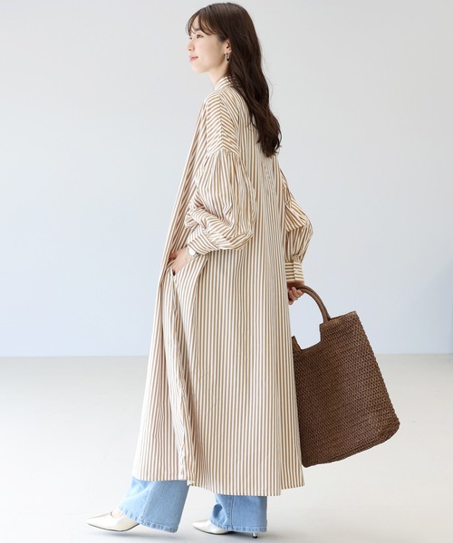 Aletta vita(アレッタビータ)の「T/Cストライプスタンダードカラー長袖シャツワンピース(シャツワンピース・レディース・チャコール/キャメル・M)」の21枚目の写真