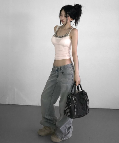 THEAIRTOWN(ジエアタウン)の「stud circle bag(ショルダーバッグ・レディース・ブラック・FREE)」の5枚目の写真