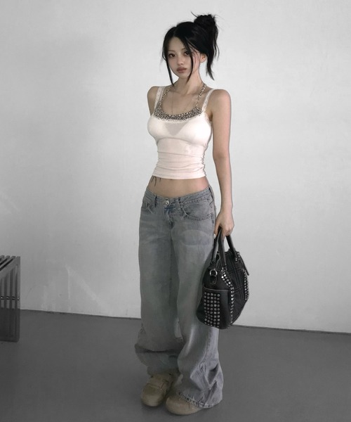THEAIRTOWN(ジエアタウン)の「stud circle bag(ショルダーバッグ・レディース・ブラック・FREE)」の6枚目の写真