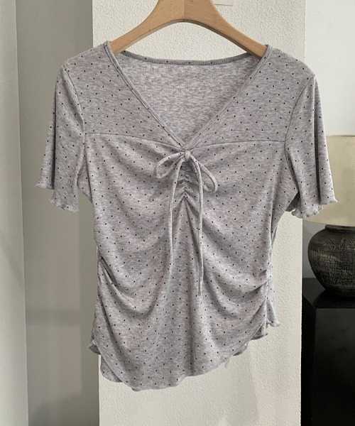 MELT(メルト)の「ドット柄シャーリングリボン半袖トップス/ハーフスリーブ(Tシャツ/カットソー・レディース・グレー/ホワイト・FREE)」の12枚目の写真