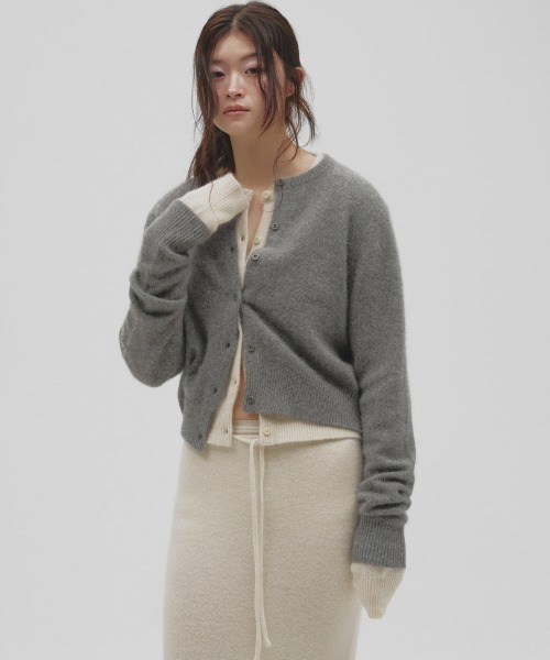 TODAYFUL(トゥデイフル)の「Fox Wool Cardigan(カーディガン/ボレロ・レディース・ブラック/グレー/キナリ・FREE)」の4枚目の写真