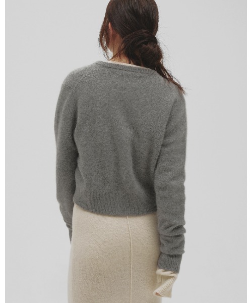 TODAYFUL(トゥデイフル)の「Fox Wool Cardigan(カーディガン/ボレロ・レディース・ブラック/グレー/キナリ・FREE)」の5枚目の写真