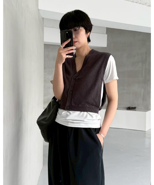 RIM.ARK(リムアーク)の「Compact knit vest(コンパクト ニット ベスト)(ベスト・レディース・ブラウン/グレー/ブラック・FREE)」の1枚目の写真