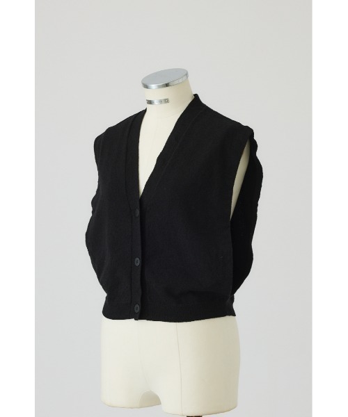 RIM.ARK(リムアーク)の「Compact knit vest(コンパクト ニット ベスト)(ベスト・レディース・ブラウン/グレー/ブラック・FREE)」の13枚目の写真