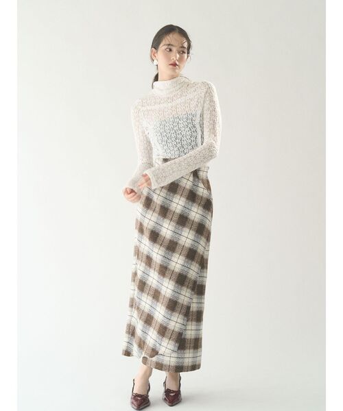 LAGUNAMOON(ラグナムーン)の「バックリボンレースカットソートップス 【シアートップス】(Tシャツ/カットソー・レディース・ブラック/ホワイト/レッド・FREE)」の6枚目の写真