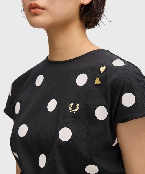 FRED PERRY（フレッドペリー）の「Amy Winehouse Flocked Polka Dot Top／エイミー・ワインハウス フロックポルカドットトップス（Tシャツ/カットソー・レディース・ホワイト/ブラック・10）」の17枚目の写真