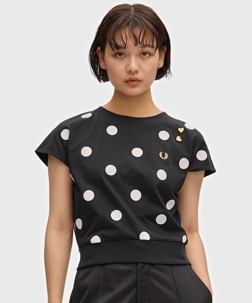 FRED PERRY（フレッドペリー）の「Amy Winehouse Flocked Polka Dot Top／エイミー・ワインハウス フロックポルカドットトップス（Tシャツ/カットソー・レディース・ホワイト/ブラック・10）」の15枚目の写真