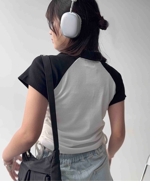 AS KNOW AS plus(アズノゥアズプラス)の「〇クロップド丈 襟付きサイドリボン結び リブVネックTシャツ(Tシャツ/カットソー・レディース・ブラック/ネイビー/カモフラージュ/ブラウン・FREE)」の9枚目の写真