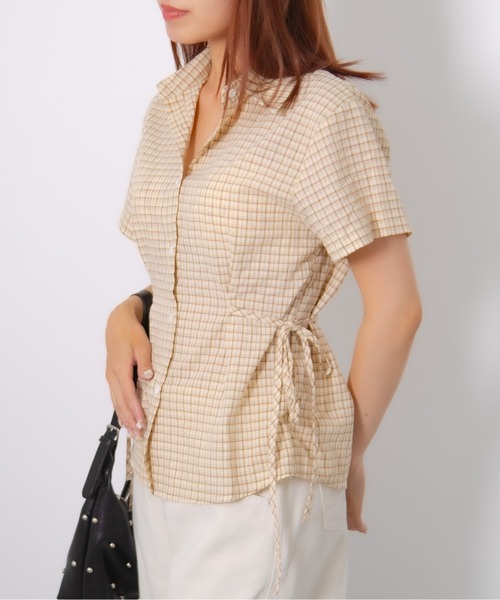 Chiina(チーナ)の「【Chiina】サイドリボンチェック半袖シャツ(シャツ/ブラウス・レディース・ライトブルー/ホワイト/ベージュ/ブラック・FREE)」の14枚目の写真