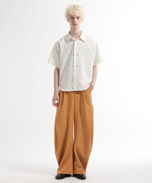 HARE（ハレ）の「【接触冷感】メタルパーツシャツ(HARE)（シャツ/ブラウス・メンズ・ブラック/オフホワイト/ブラウン・FREE）」の7枚目の写真