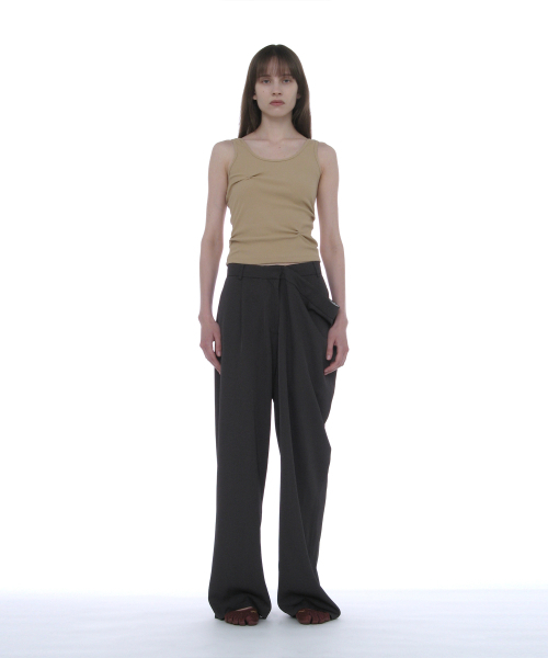 PARTIMENTO WOMEN(パルティメントウィメン)の「ラッチドスリーブレス_ベージュ(Tシャツ/カットソー・レディース・その他・SMALL/MEDIUM)」の3枚目の写真