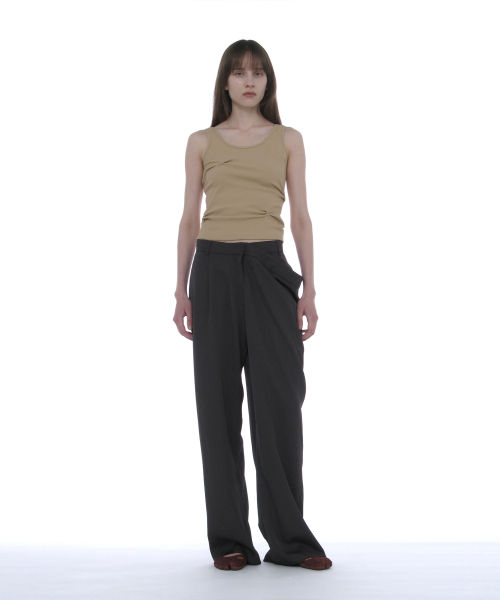 PARTIMENTO WOMEN(パルティメントウィメン)の「ラッチドスリーブレス_ベージュ(Tシャツ/カットソー・レディース・その他・SMALL/MEDIUM)」の6枚目の写真