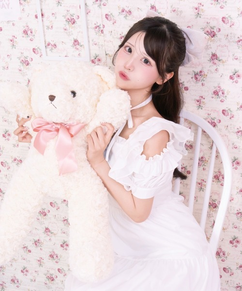 LAFARY(ラファリー)の「ベロアリボンバレッタ(バレッタ/ヘアクリップ・レディース・アイボリー/ホワイト/ブラック/ベージュ/ピンク・FREE)」の10枚目の写真