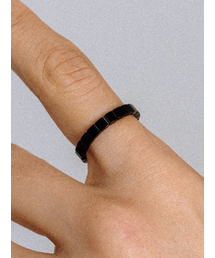 URM003 Black Cube Ring