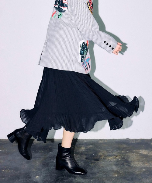 Cepica(セピカ)の「アシメヘムプリーツスカート(スカート・レディース・ブラック・FREE)」の10枚目の写真