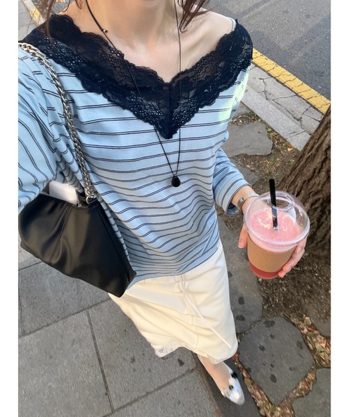 GIUNON(ジウノン)の「2way border lace tops / 2wayボーダーレーストップス(Tシャツ/カットソー・レディース・ネイビー/ブルー/グレー/ブラウン・FREE)」の6枚目の写真