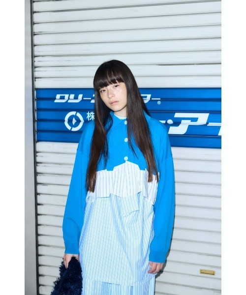 ENFOLD（エンフォルド）の「TACK DOCKING-HEM CARDIGAN（カーディガン/ボレロ・レディース・ブルー系その他/グレー/ブラック・38）」の4枚目の写真
