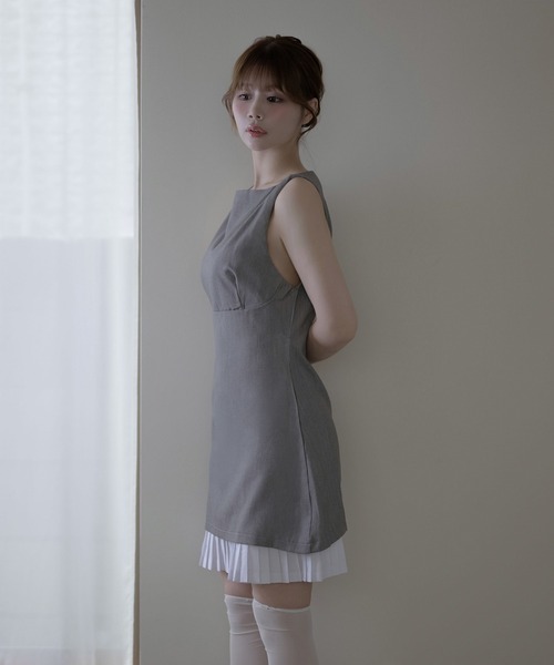 M DOLLY(エムドリー)の「Layered pleats coco dress / レイヤードプリーツココドレス(ワンピース・レディース・グレー/ベージュ・FREE)」の5枚目の写真