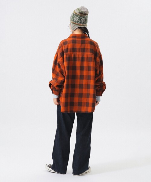 BEAMS BOY(ビームスボーイ)の「チェック ビッグ シャツ ブルゾン(ブルゾン・レディース・オフホワイト/オレンジ・2/1/0)」の12枚目の写真