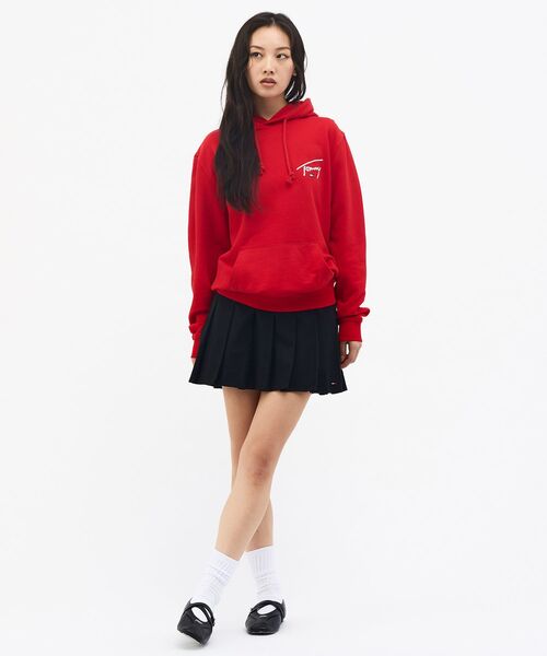 tommy jeans(トミー ジーンズ)の「【オンライン限定】ユニセックス レギュラーエントリーシグネチャーパーカー(パーカー・メンズ・レッド系7/ブラック/ライトグレー系1・MEDIUM/SMALL/X-LARGE/LARGE)」の8枚目の写真